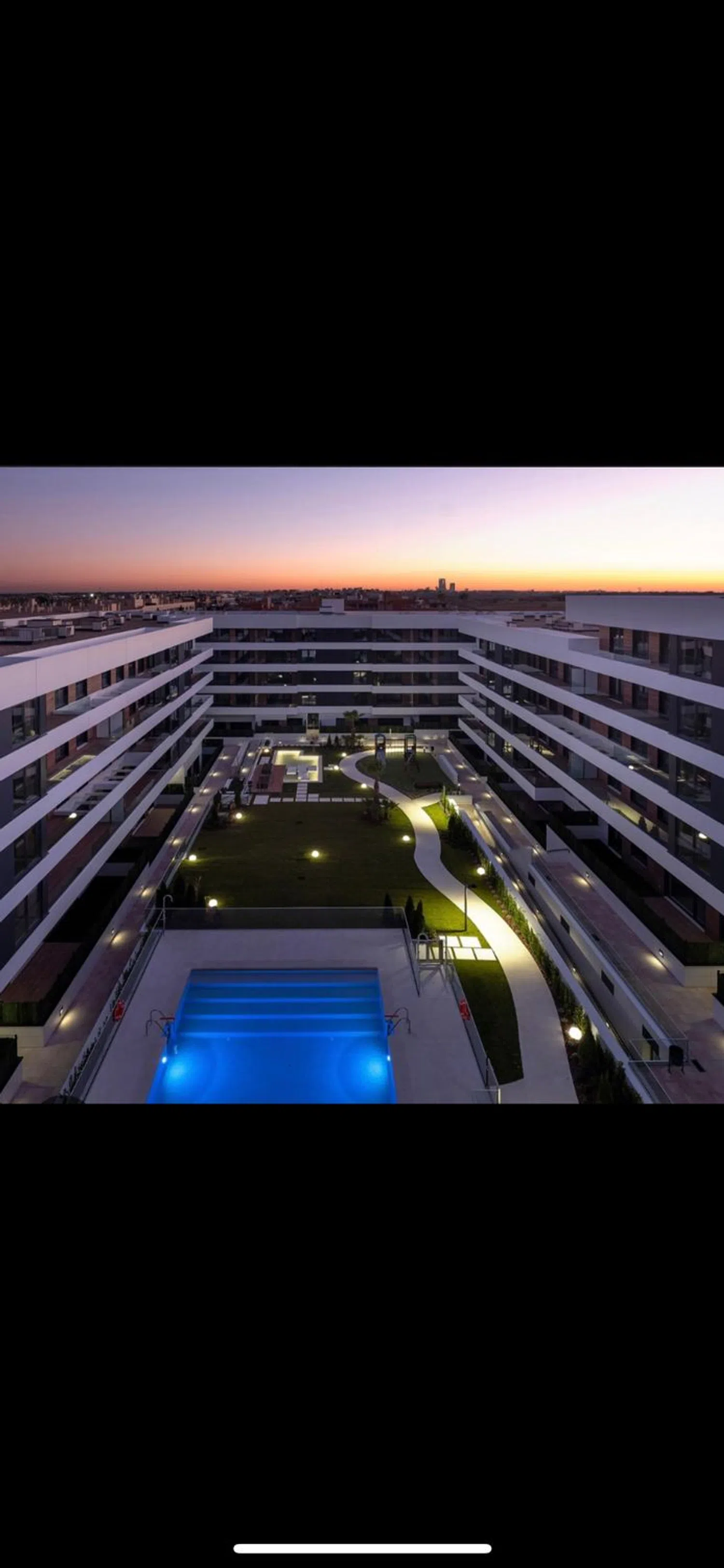 Piso en avenida de la Ilusión, 16 - Foto 1