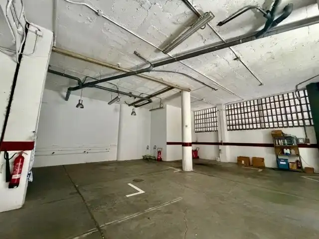Local comercial en L'Hospitalet de Llobregat - Foto 4