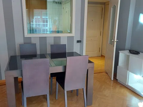 Piso en calle del Granito, 10