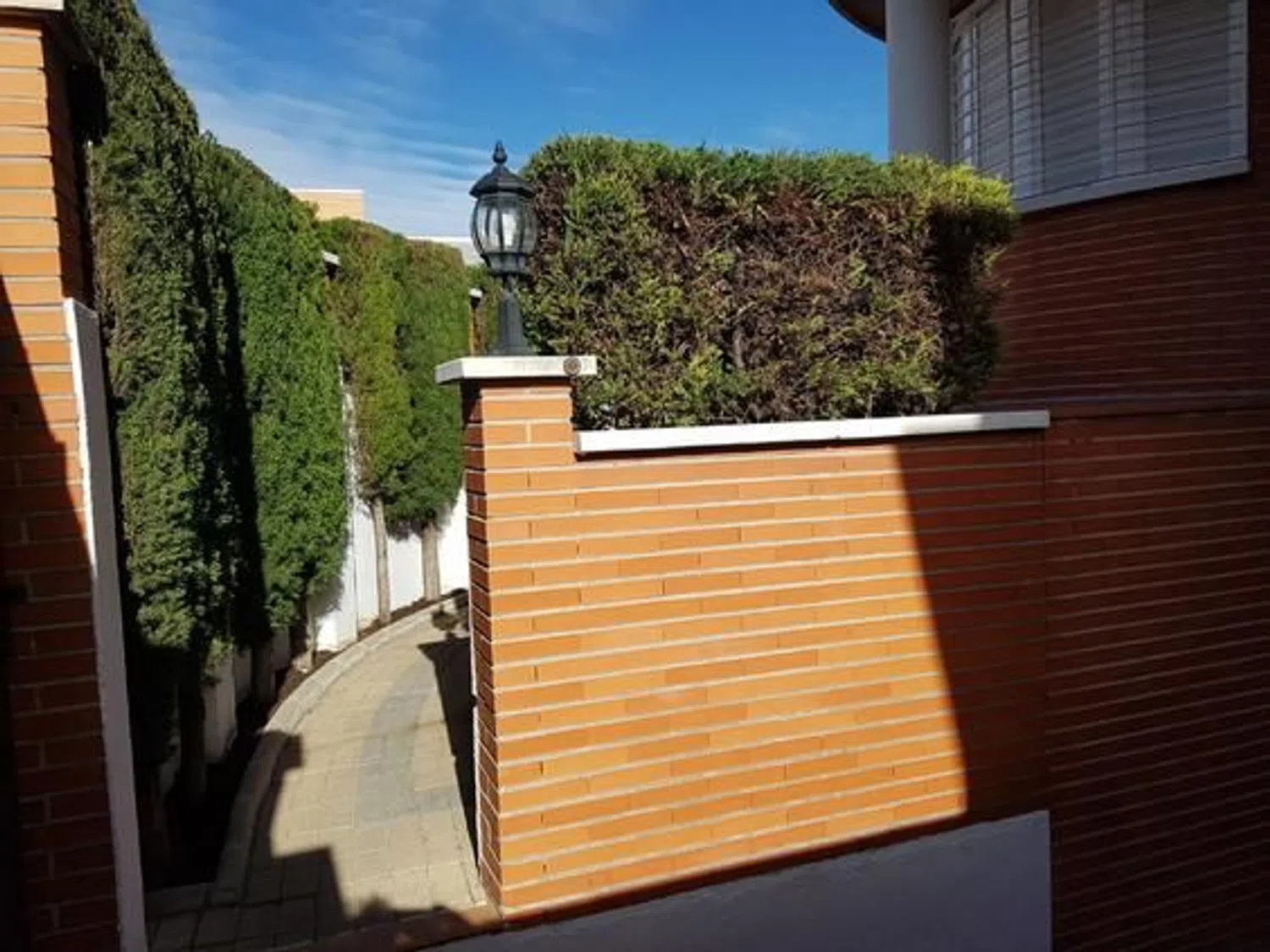 Chalet adosado en Ensanche - Foto 15