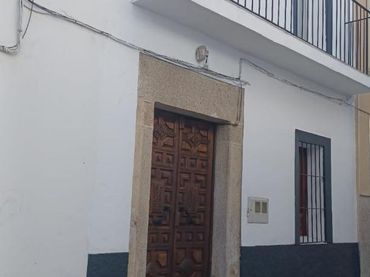 Casa adosada en  Calle Francisco Huertas Barrero Doctor 32 - Foto 1