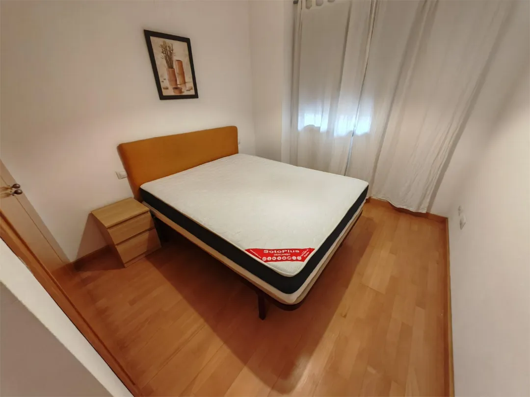 Piso en  Calle Magistral Segura 1 - Foto 9