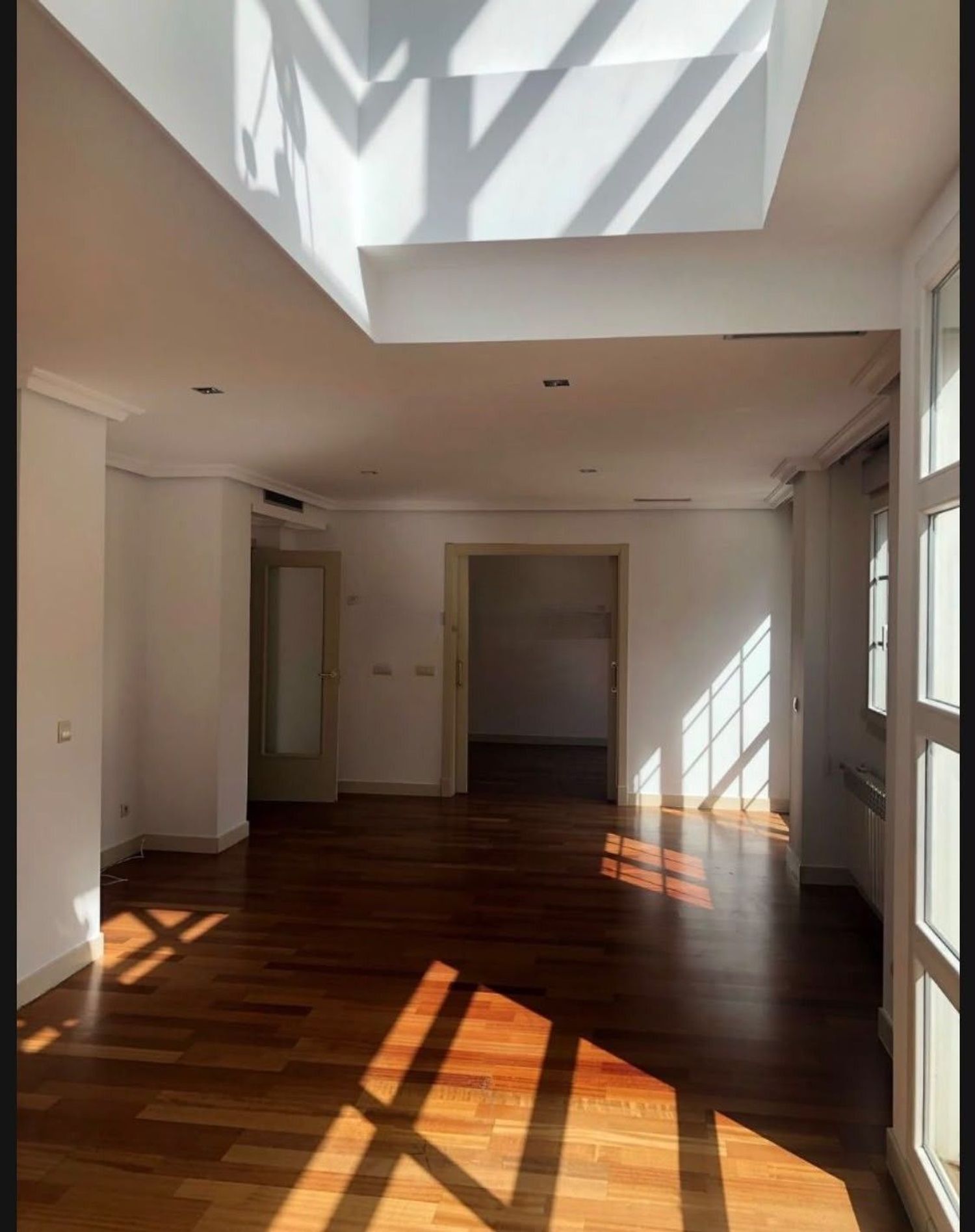 Chalet pareado en Avenida Bellas Artes, Zona norte - Foto 2
