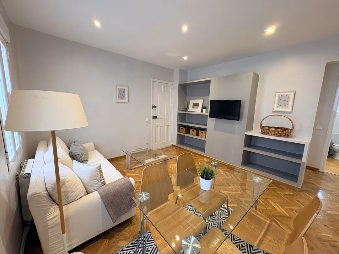 Piso en  Calle del Príncipe de Vergara 54B - Foto 3