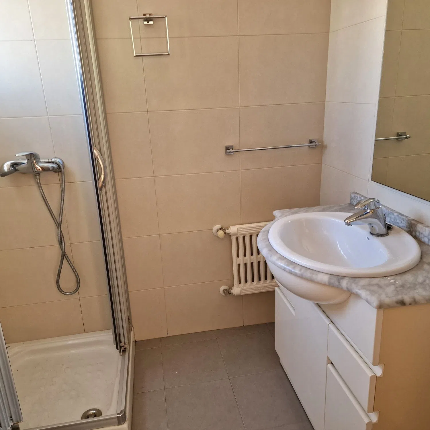 Piso en Barrio Ruiseñores - Foto 19