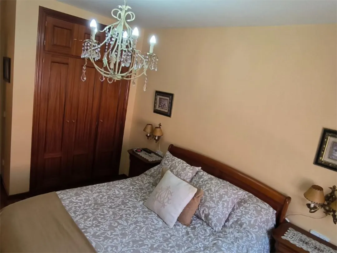 Casa adosada en  Calle Quiñones 34 - Foto 5