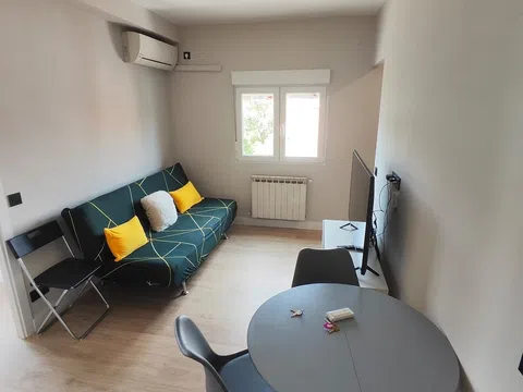 Piso en calle del Puerto de Arlabán, 85