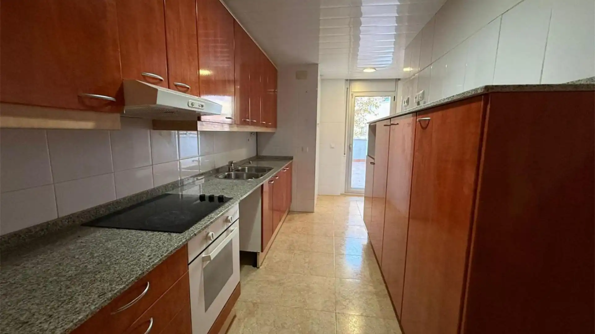 Piso en  Carrer de Rafael Casanova 24 - Foto 2