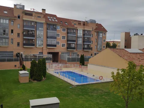 Estudio en calle de Pedro Campos, 4