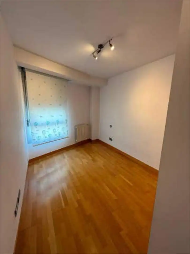 Piso en Ensanche de Vallecas - Foto 2