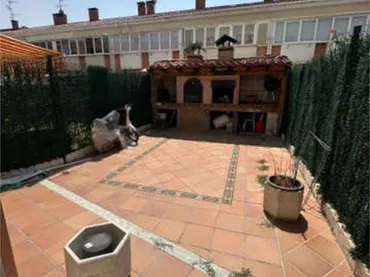 Casa adosada en ALQUILER EN CARDEÑAJIMENO - Foto 2