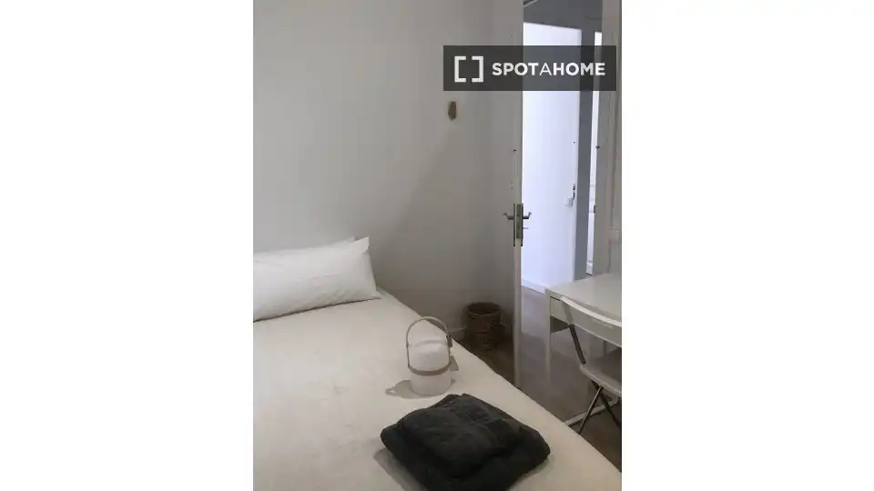 Piso en L'Hospitalet de Llobregat - Foto 4