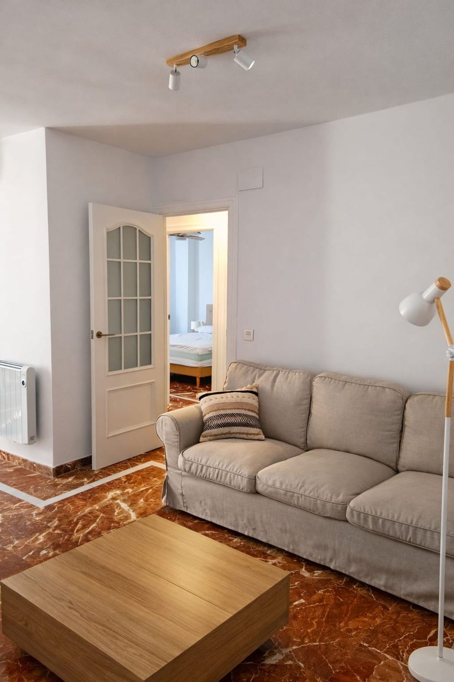 Piso en calle Calderón de la Barca, 20 - Foto 2