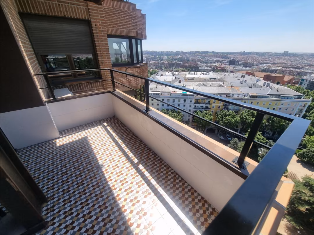 Piso en  Avenida de Menéndez Pelayo 69 - Foto 13