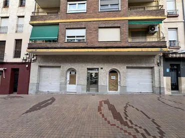 Planta baja en  Passeig del Comtat 49 - Foto 1