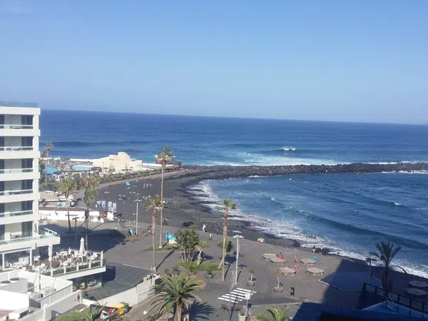 Estudio en calle de Inglaterra, 11 - Foto 1