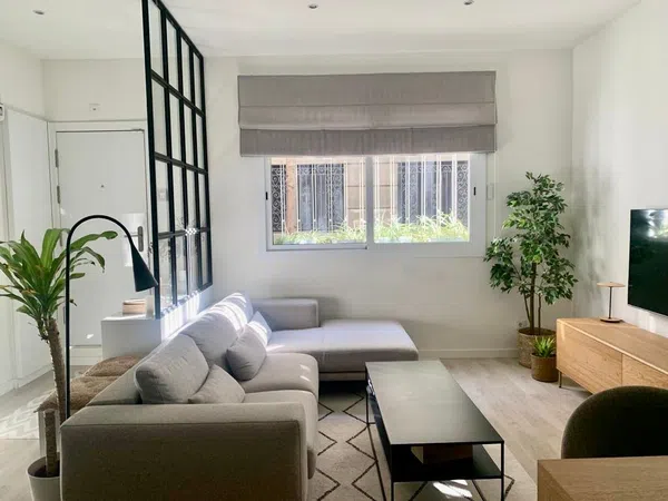 Piso en Barrio Sants - Foto 6