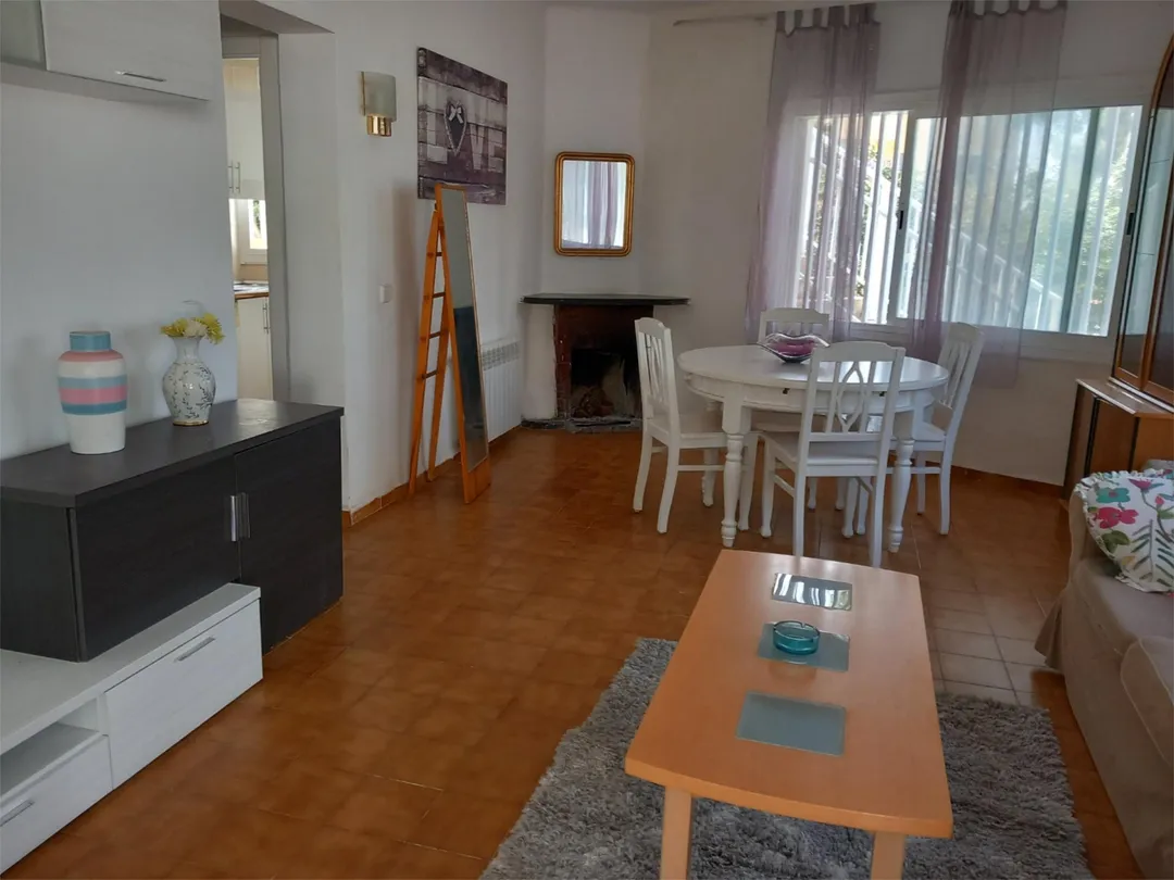 Apartamento en calle Carrer Rei Ferran II 23 - Foto 2