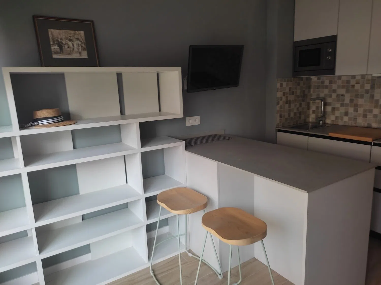 Estudio en calle de la Infanta Mercedes, 92 - Foto 9