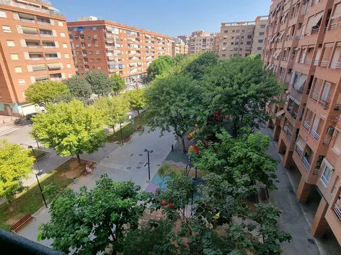 Piso en plaza Príncipe de Asturias, 18