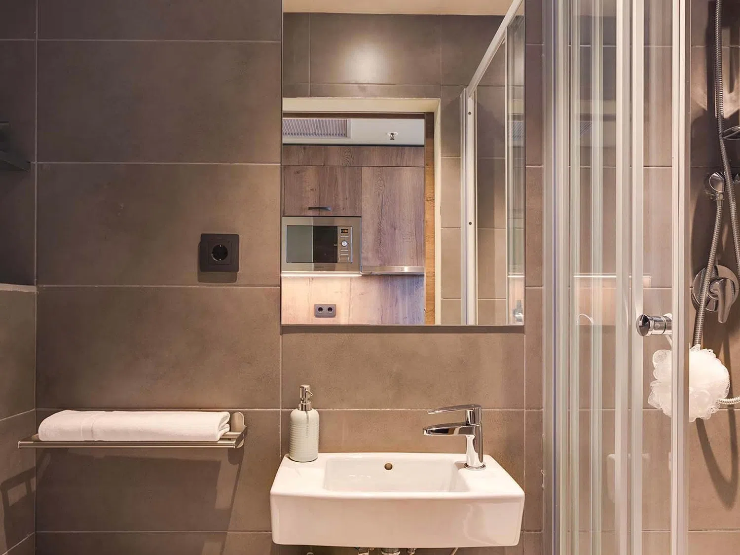 Estudio en calle de Sant Mateu, 9 - Foto 5