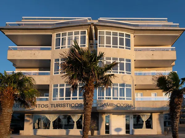 Piso en avenida Samil, 57