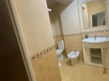Piso en  Calle Padre Méndez Casariego 24 - Foto 6