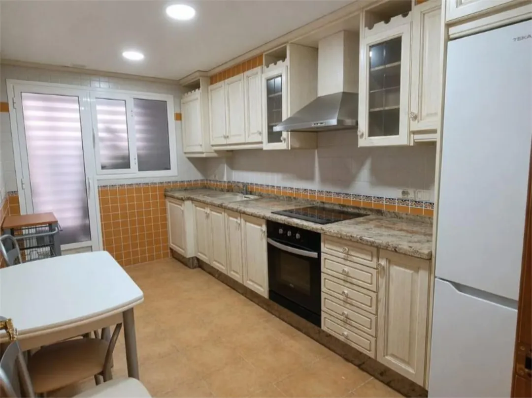 Piso en  Carrer de la Mare de Déu del Puig 6 - Foto 5