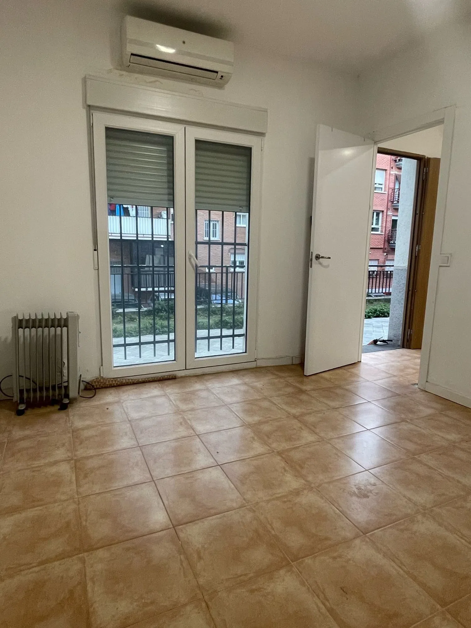 Piso en calle de Gonzalo de Berceo, 15 - Foto 6