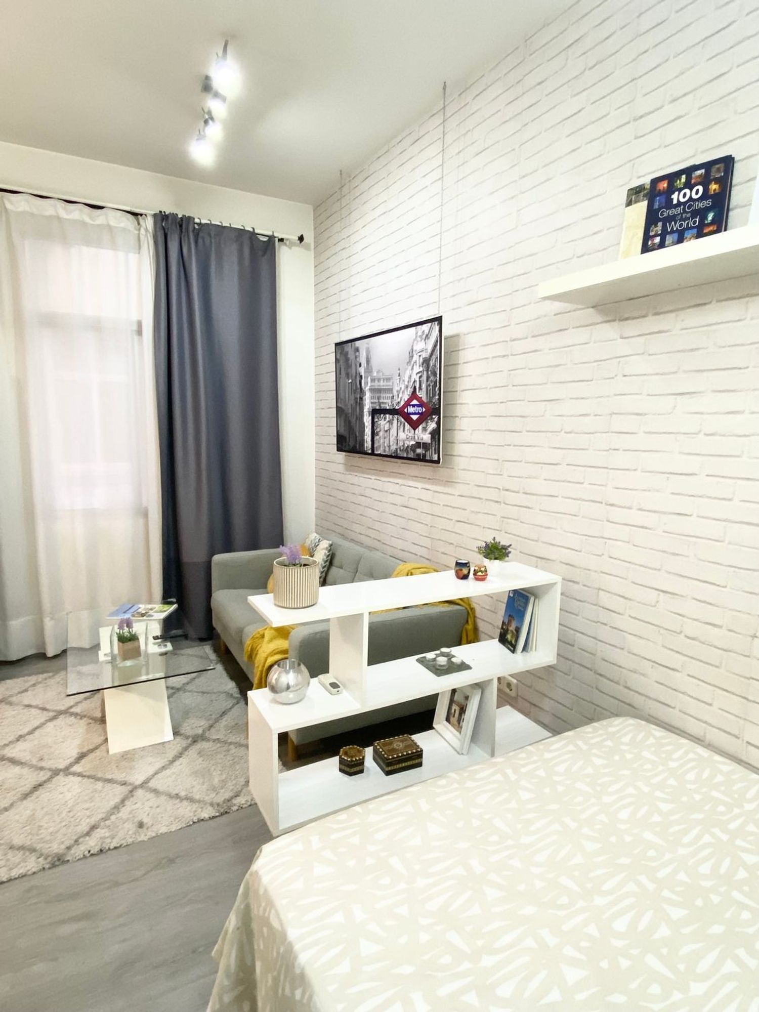 Estudio en calle del Amparo, 77 - Foto 4