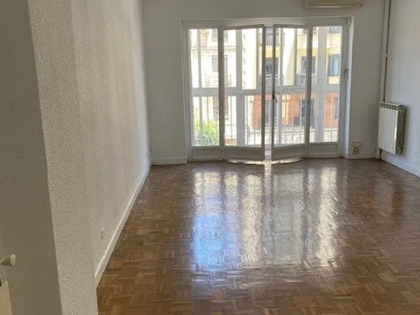 Piso en avenida de la Ciudad de Barcelona, 206