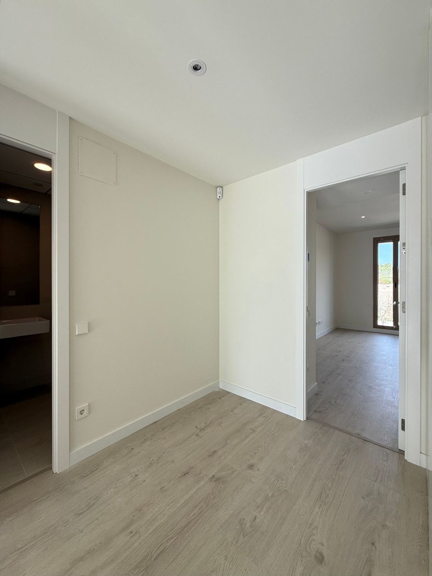 Chalet adosado en Calle Torres de Quart - Foto 22