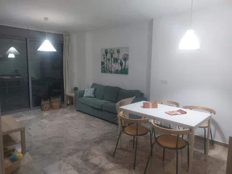 Piso en calle Navarro Ledesma, 170