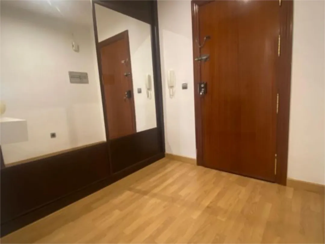 Piso en  Vía del Tranvía 1A - Foto 2