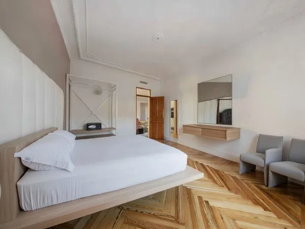 Piso en calle de Carretas, 14