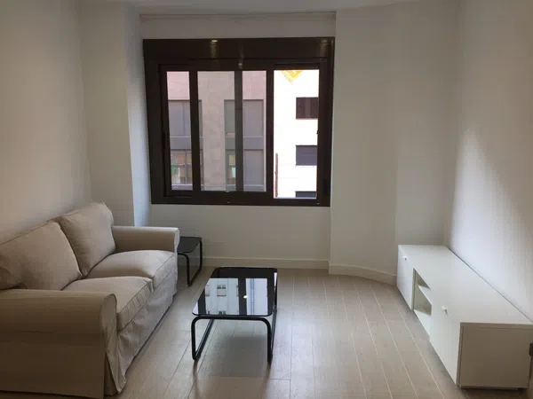 Estudio en Calle Salado, 2, Plaza de Cuba - República Argentina - Foto 1
