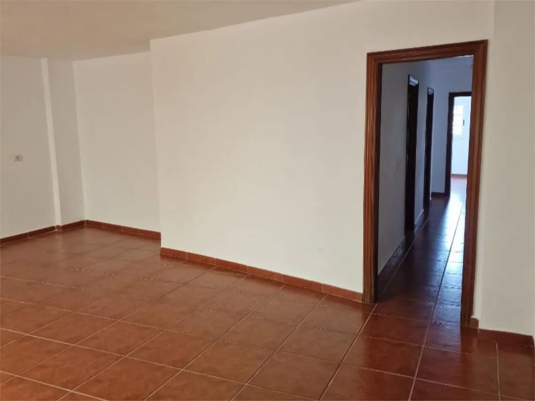 Piso en  Avenida de Buenos Aires 118 - Foto 9