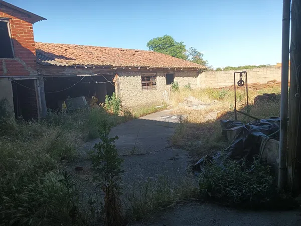 Casa de pueblo en Calle de las Piscinas s/n - Foto 5