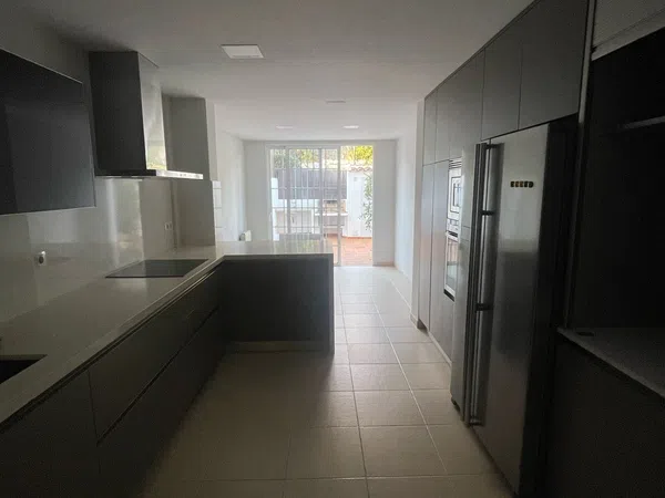 Chalet adosado en Urbanización Villas de Rocafort, 13 - Foto 4