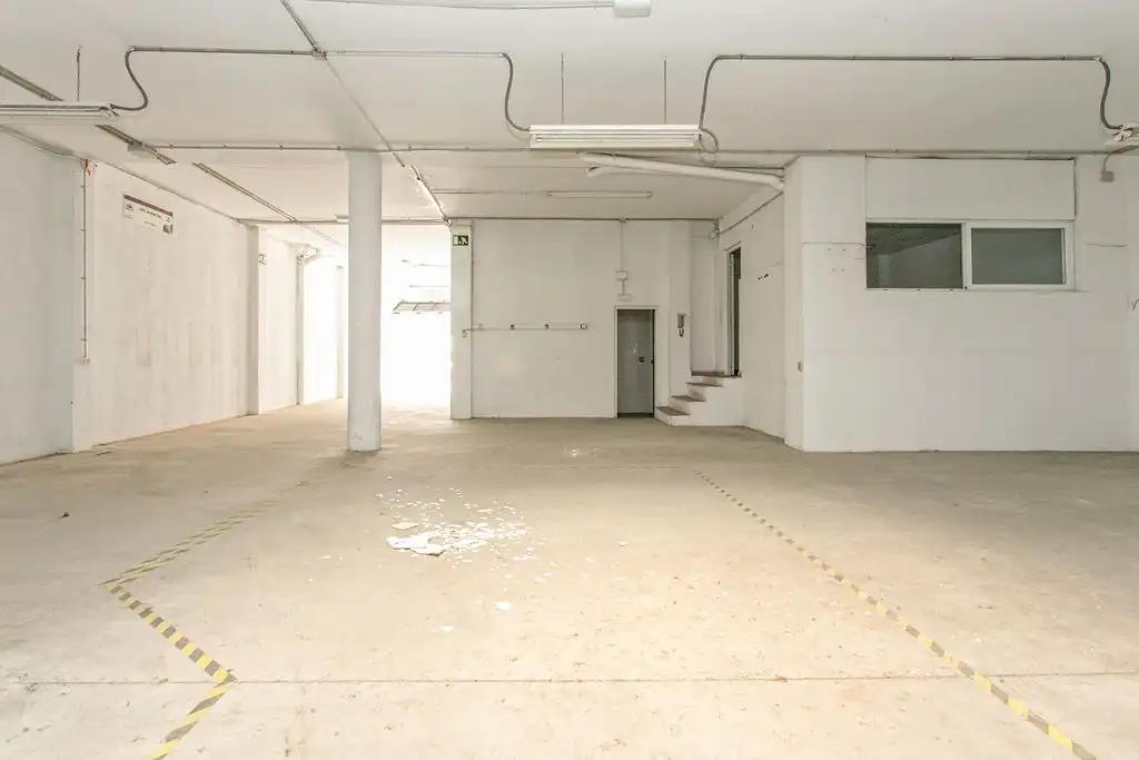 Local comercial en  C/ Bergueda - Foto 14