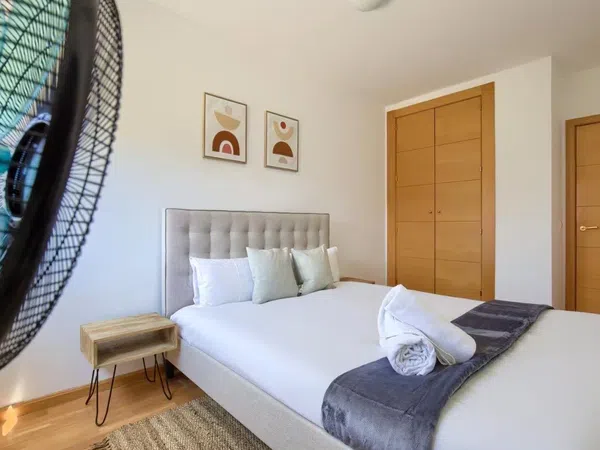 Piso en avenida Rosa Regás, 9 - Foto 17