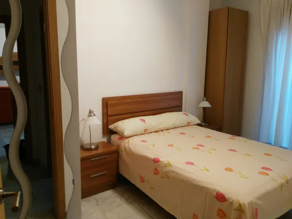 Piso en Barrio Cruz Roja - Capuchinos - Foto 4