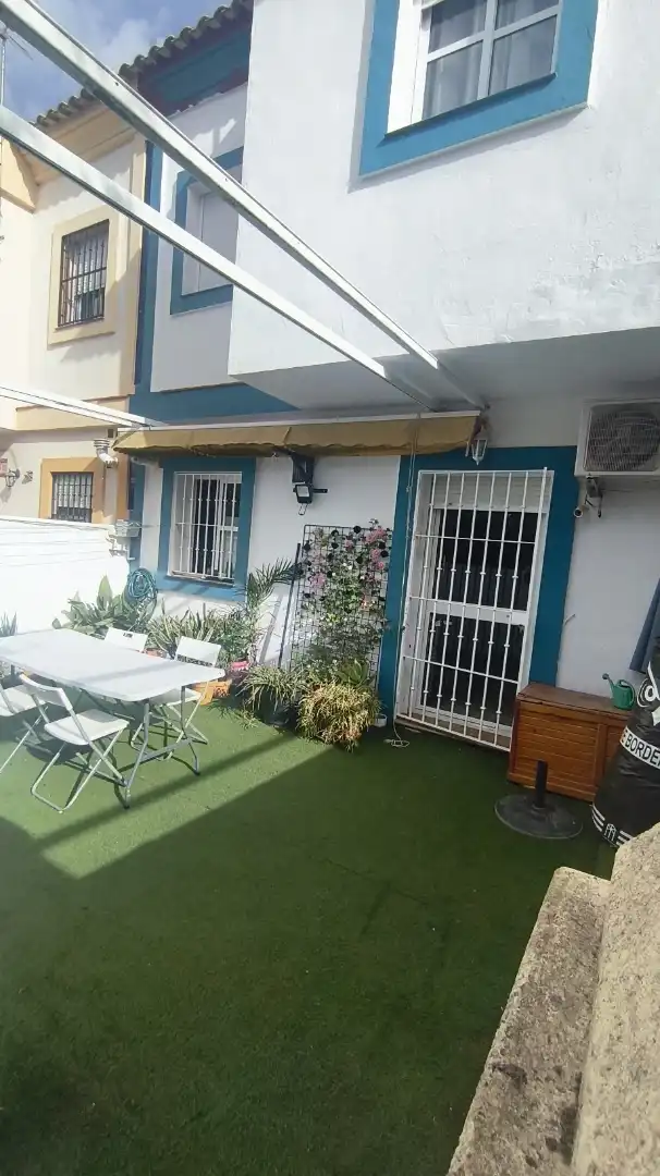 Casa adosada en  Urbanización Las Alondras 62 - Foto 8