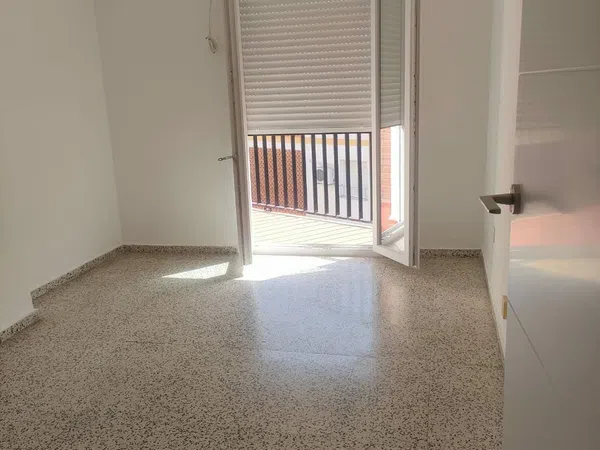 Piso en Calle almogavares, 60, Valdeolleros - Zumbacón - Camping - Foto 5