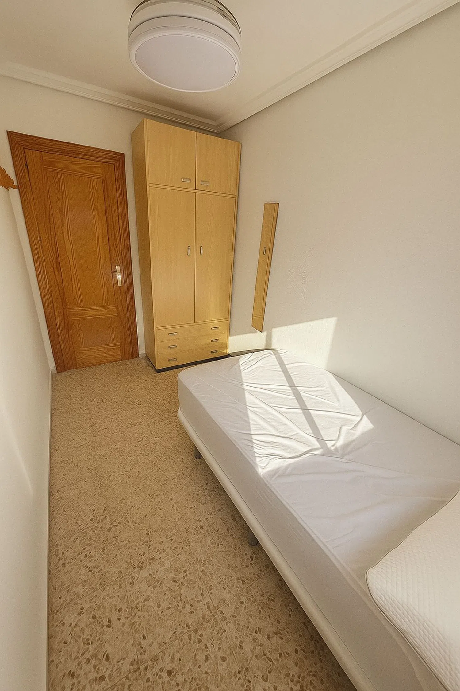 Piso en calle Ciudad Jardín, 4 - Foto 2