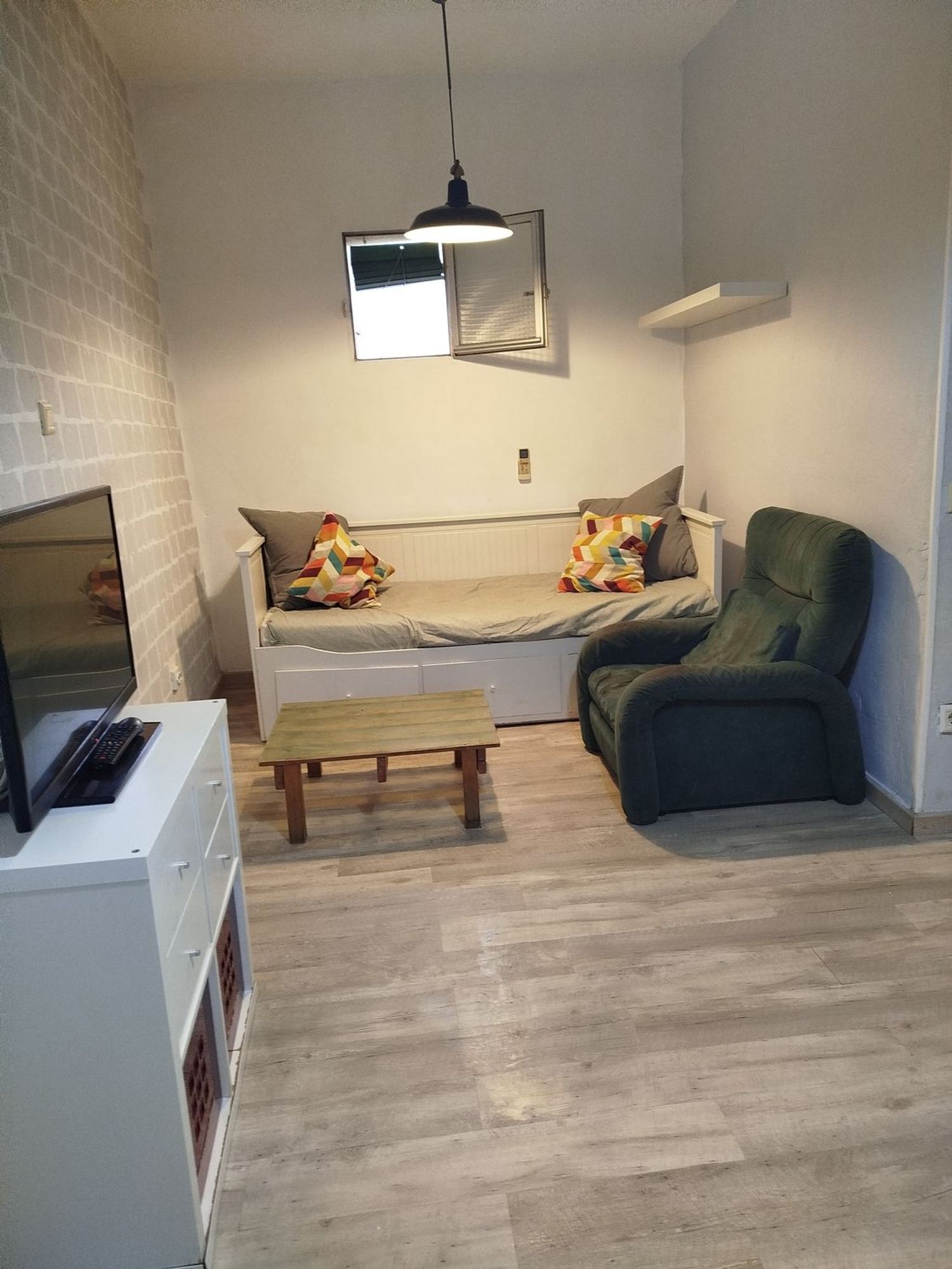 Estudio en calle de Manuela Malasaña, 3