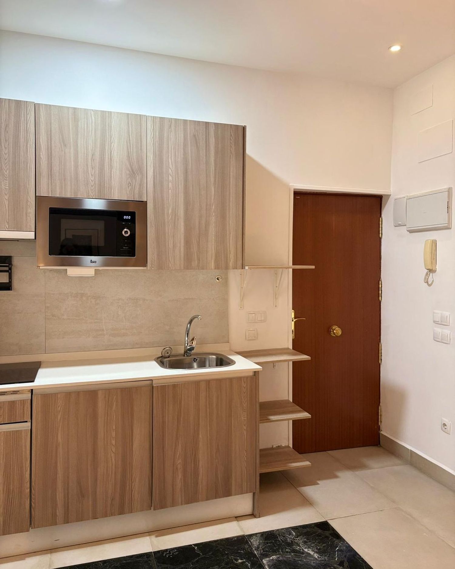 Piso en Calle Virtudes, Almagro - Foto 14