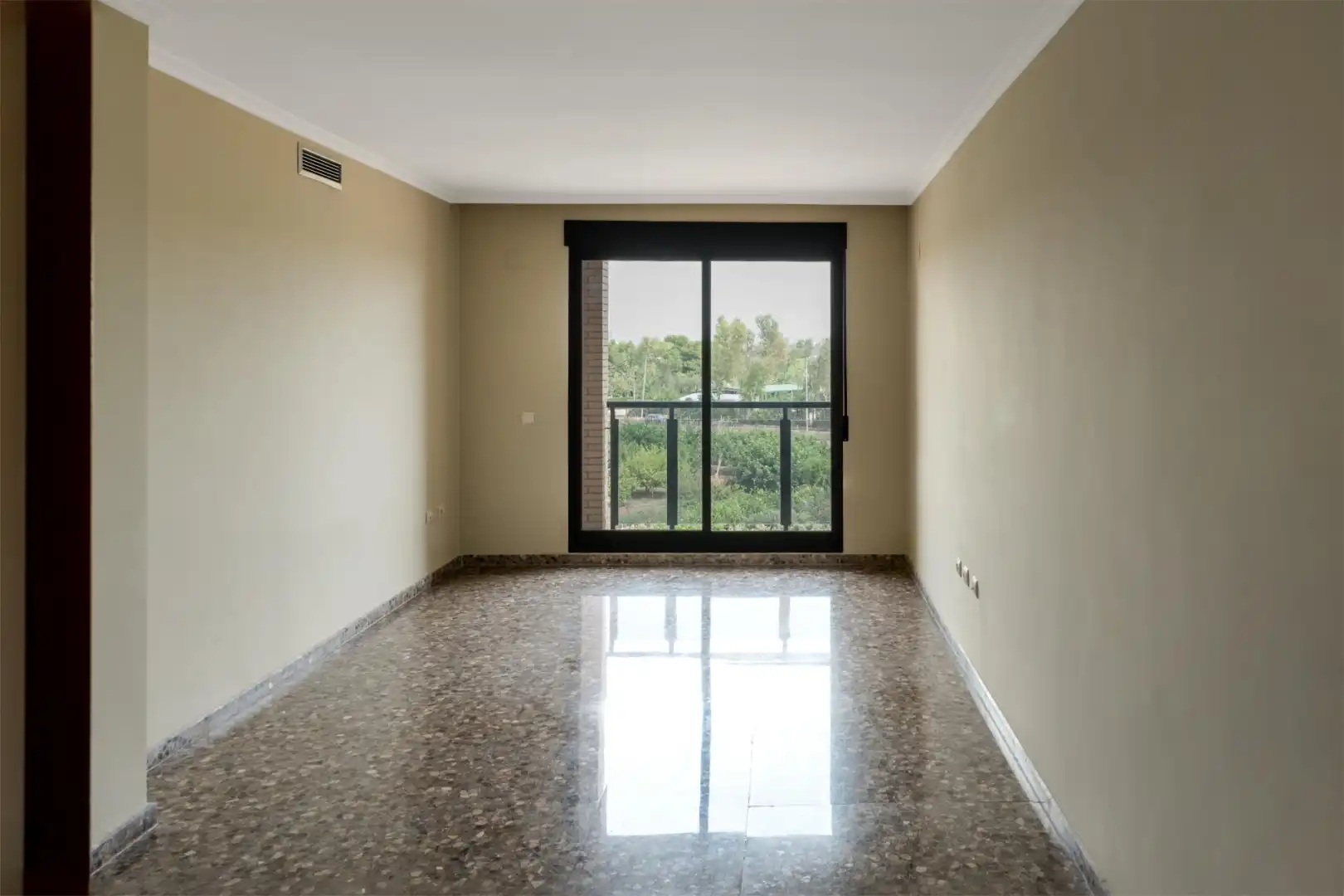 Piso en  Carrer de Joan Manuel Serrat 4 - Foto 3