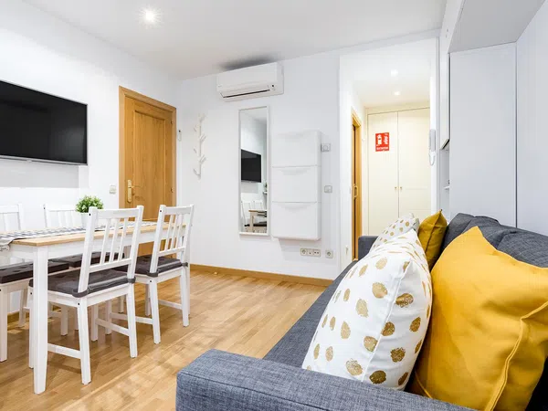 Piso en Calle del Amparo, 74, Lavapiés-Embajadores - Foto 2
