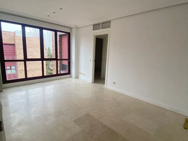 Piso en calle de Arturo Soria, 110